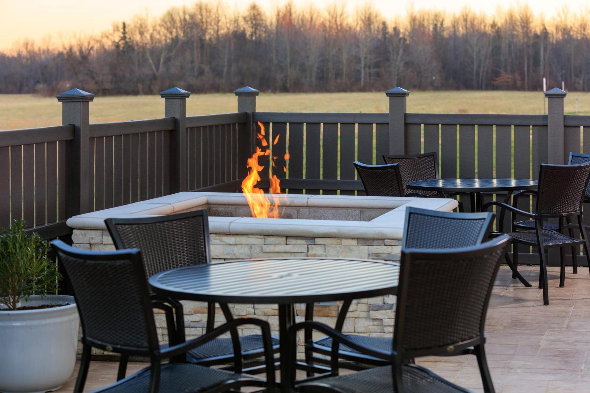 Holiday Inn Express & Suites Murfreesboro West By Ihg Exterior foto